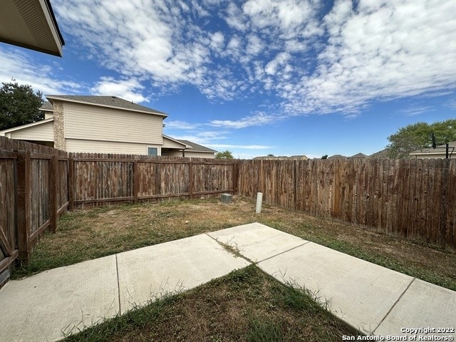 2219 Lily Pad Ln - Photo 21