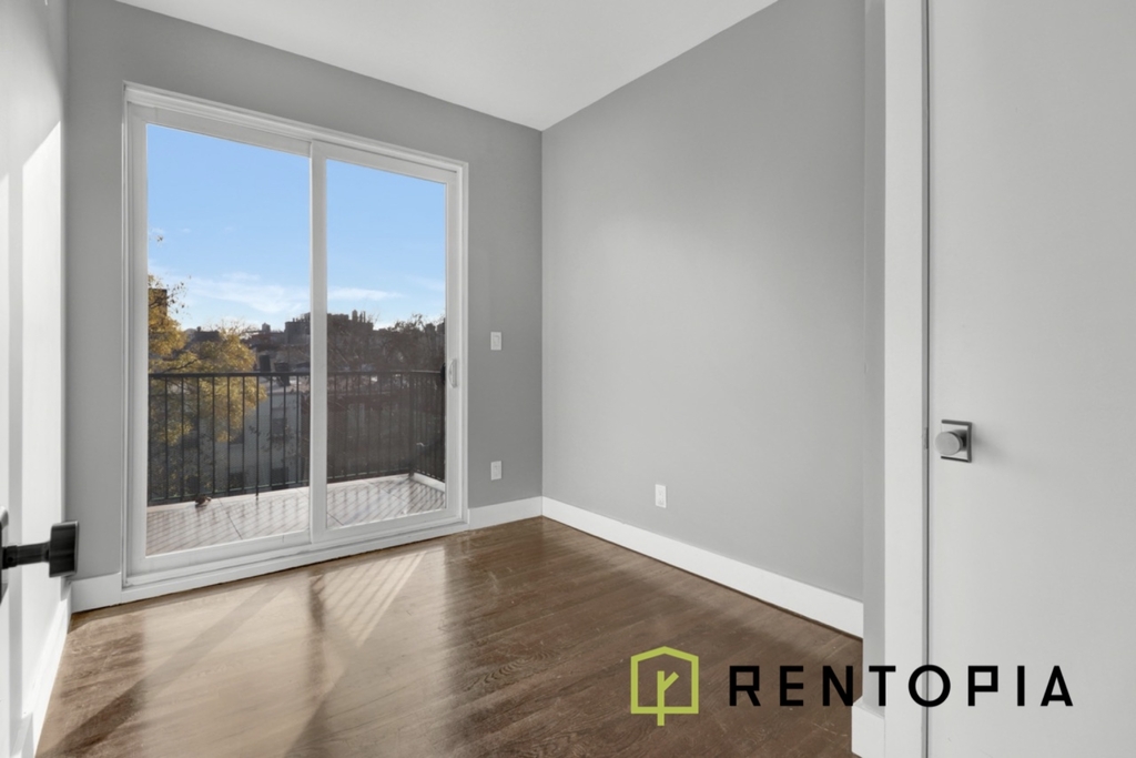 276 Nostrand Avenue - Photo 5