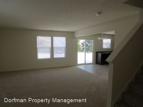 2923 Wolfgang Way - Photo 2