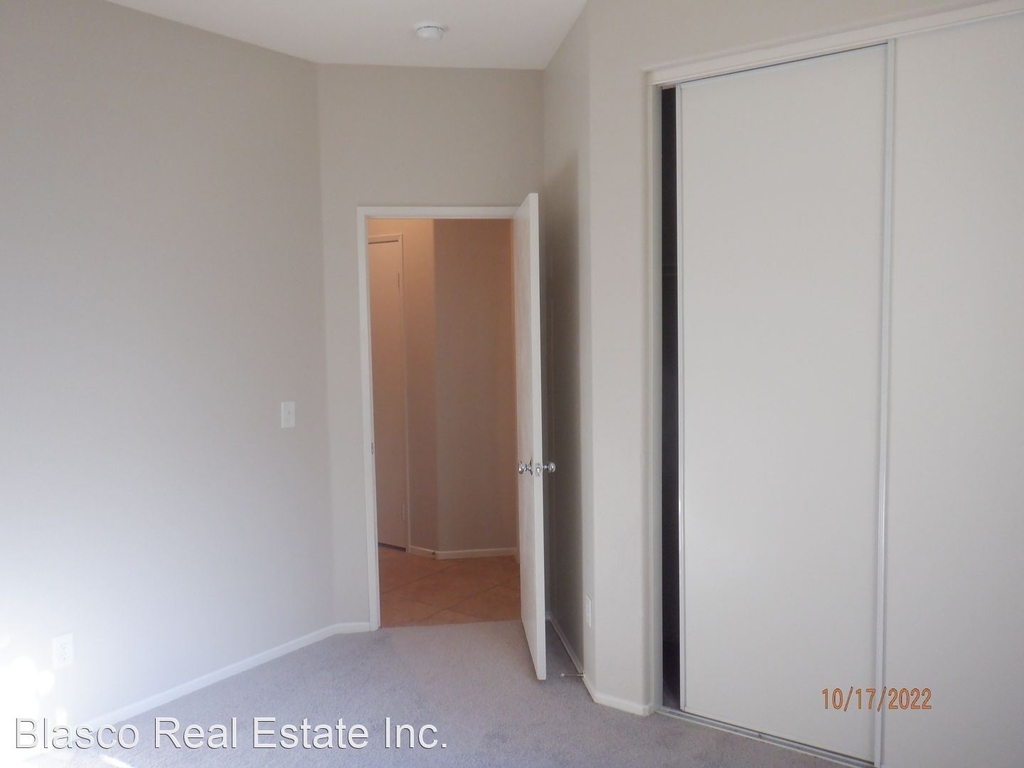 1573 Excel Court - Photo 9