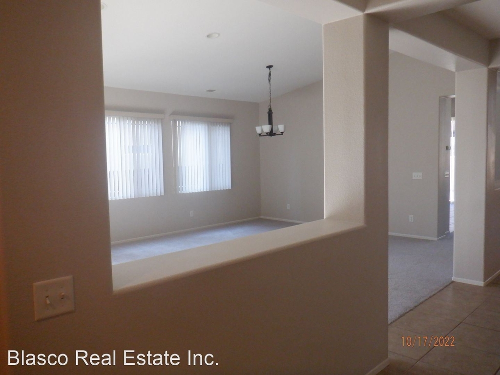 1573 Excel Court - Photo 13