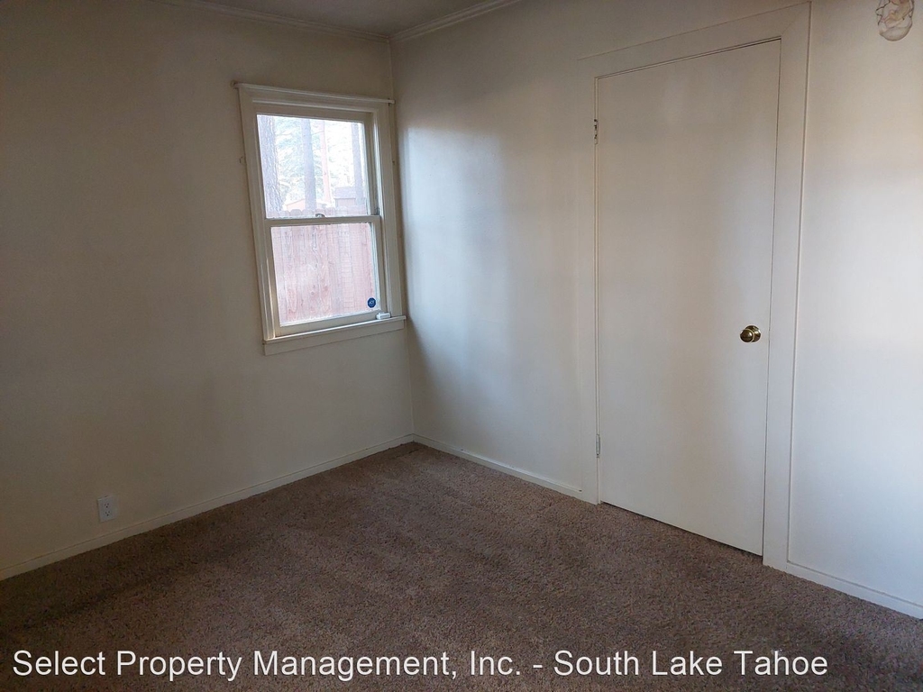 2110 Helen Ave - Photo 2