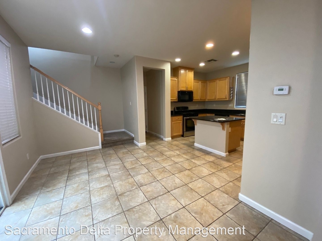 721 Wapello Circle - Photo 22