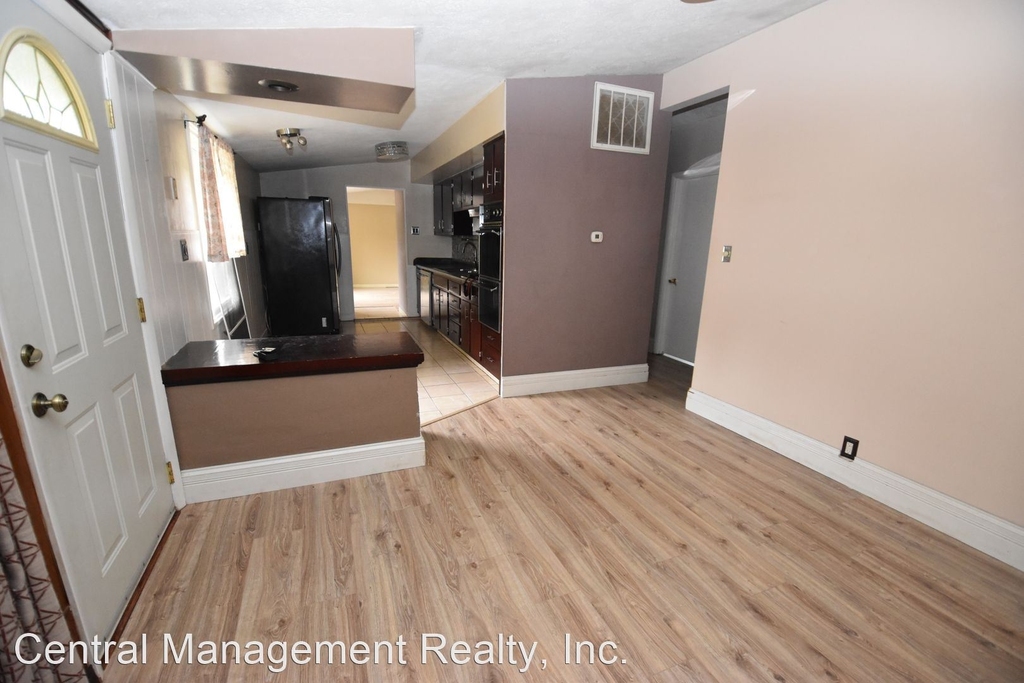 314 Kings Court - Photo 2