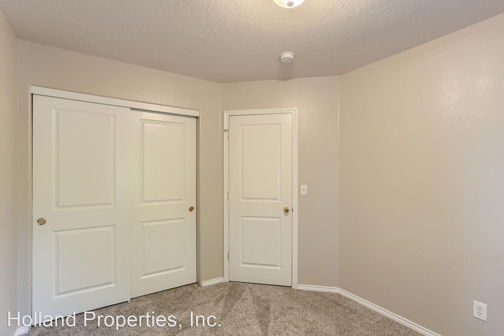 4702 Sw 164th Terr. - Photo 30