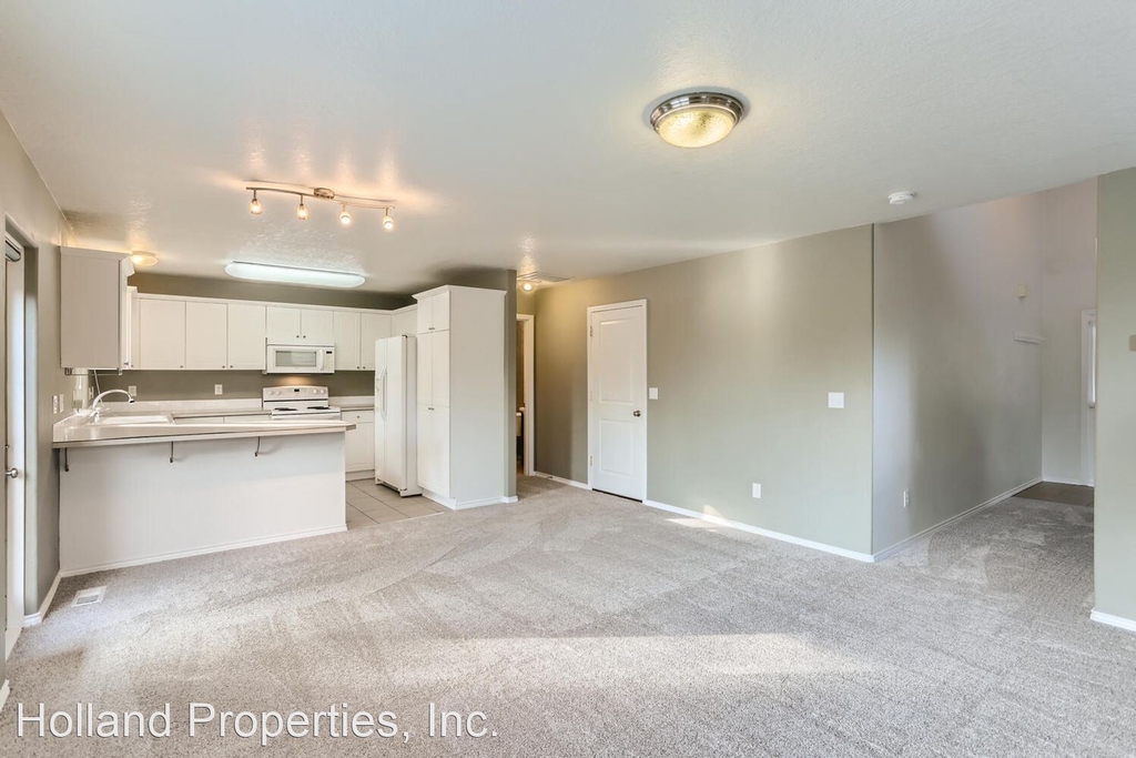 4702 Sw 164th Terr. - Photo 17