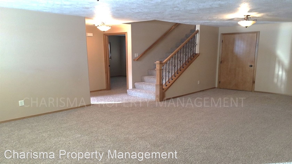 5505 W Rebecca Street - Photo 16