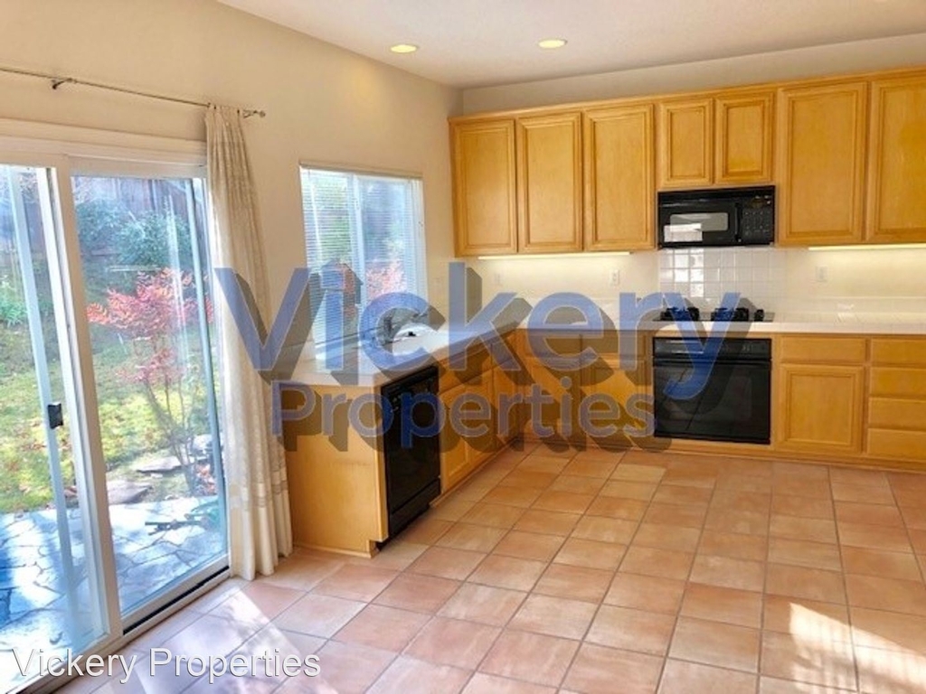 214 Stetson Drive - Photo 1