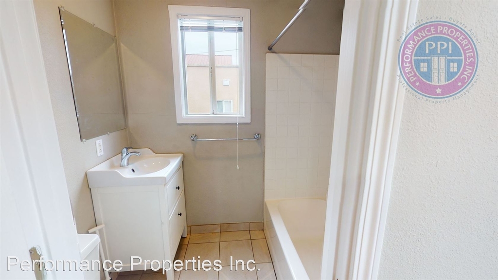 4308 & 4314 Ne 15th Avenue - Photo 7