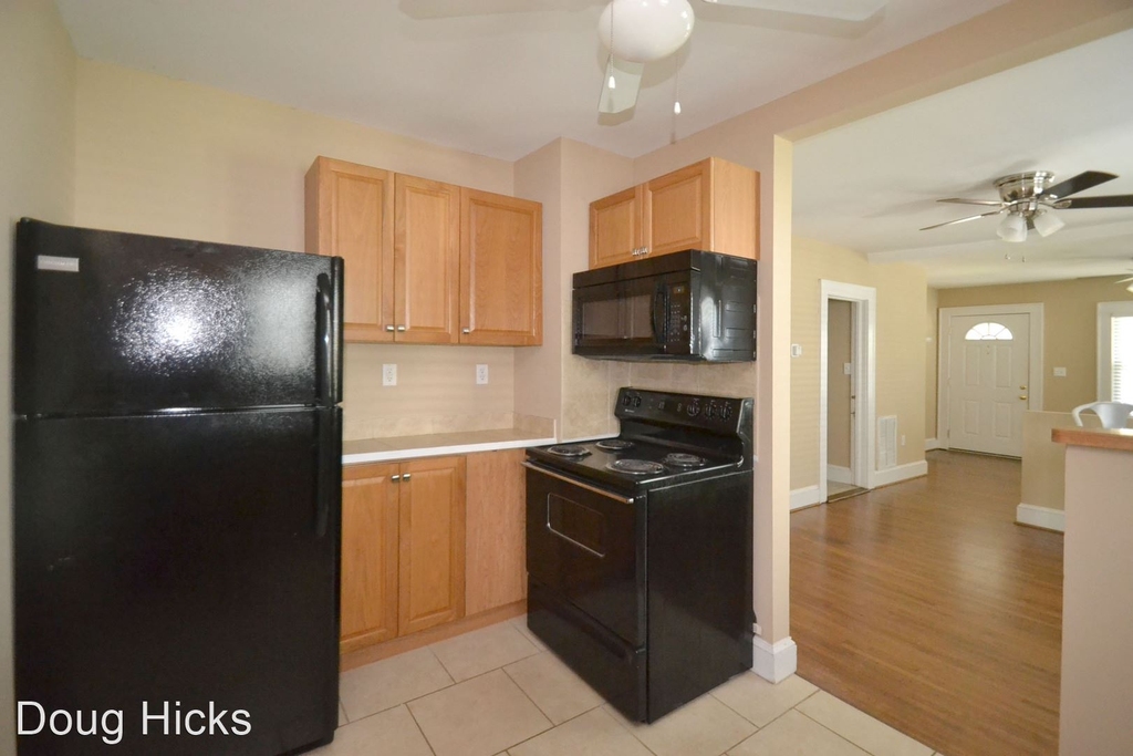 2228 Commonwealth Ave - Photo 9