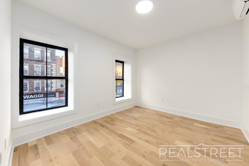 662 Nostrand Ave - Photo 1