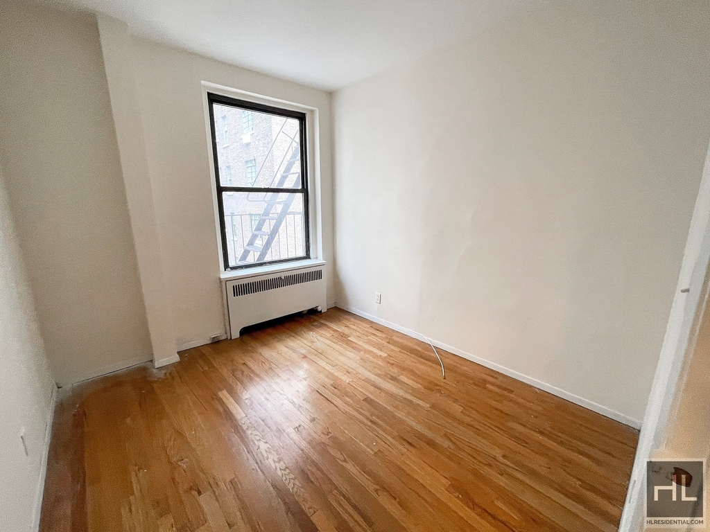 529 East 85th Street - Photo 3