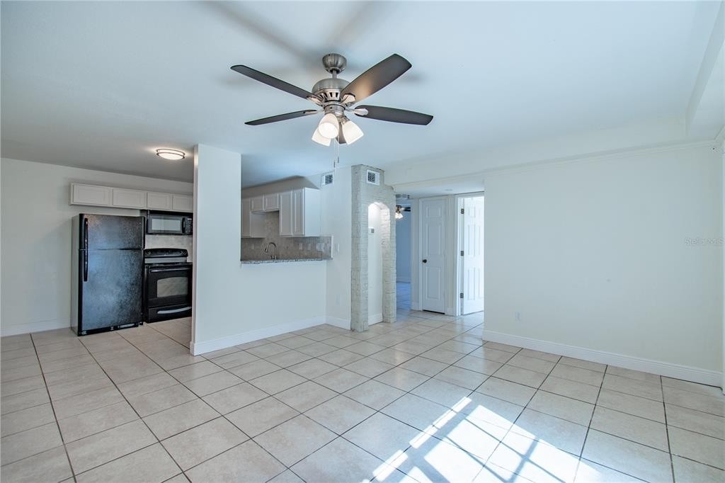 21026 Voyager Boulevard - Photo 4