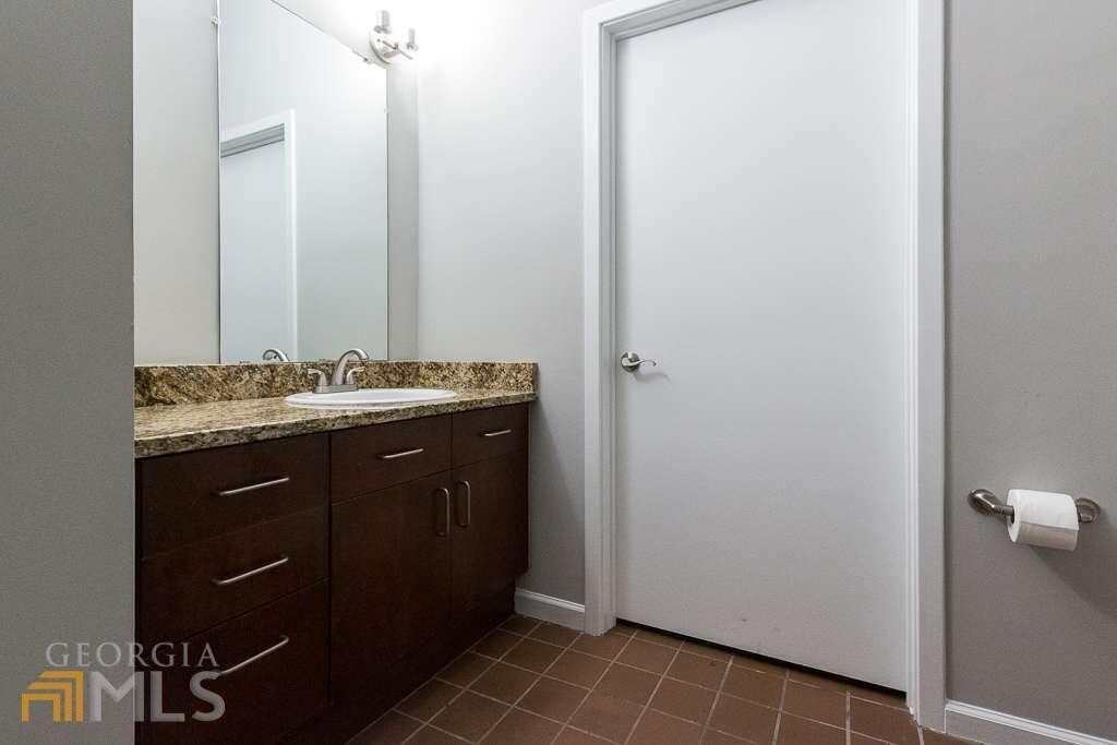 5300 Peachtree Road - Photo 11