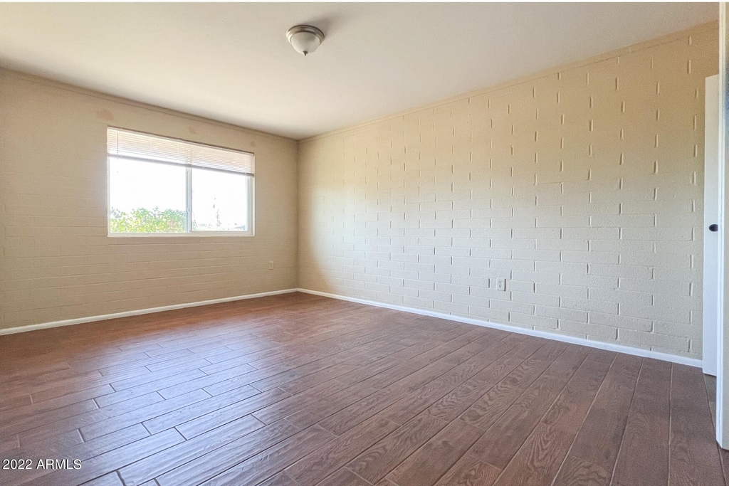 10124 W Palmer Drive - Photo 14