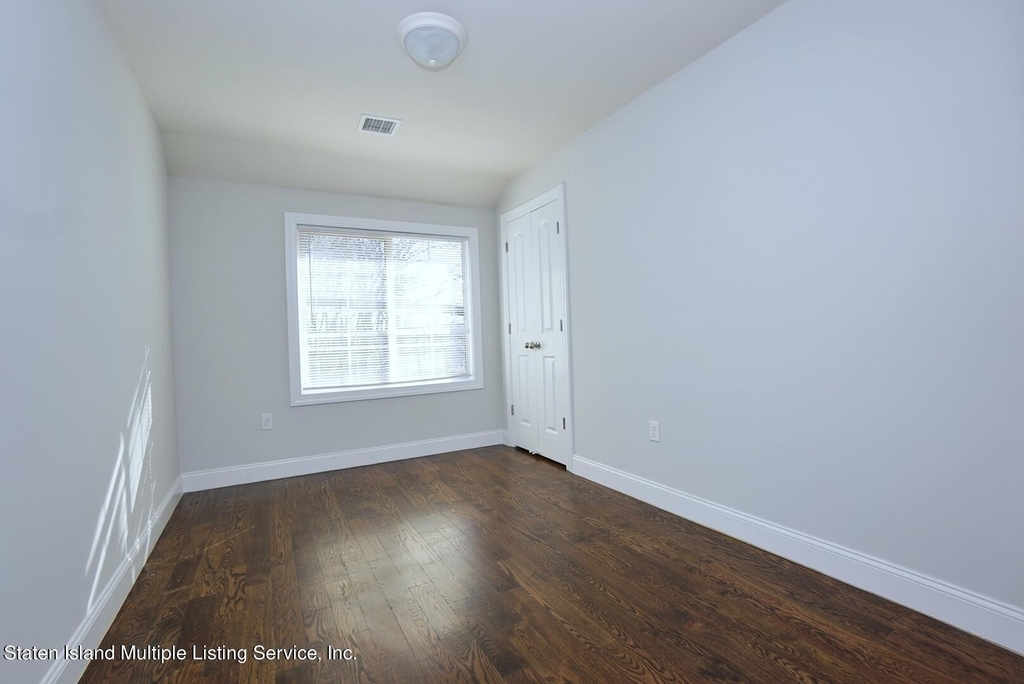 4077 Victory Boulevard - Photo 6