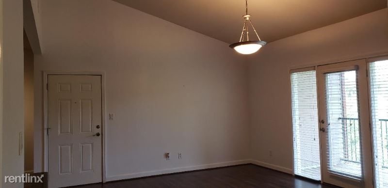 885 Forest Ave 304 - Photo 10