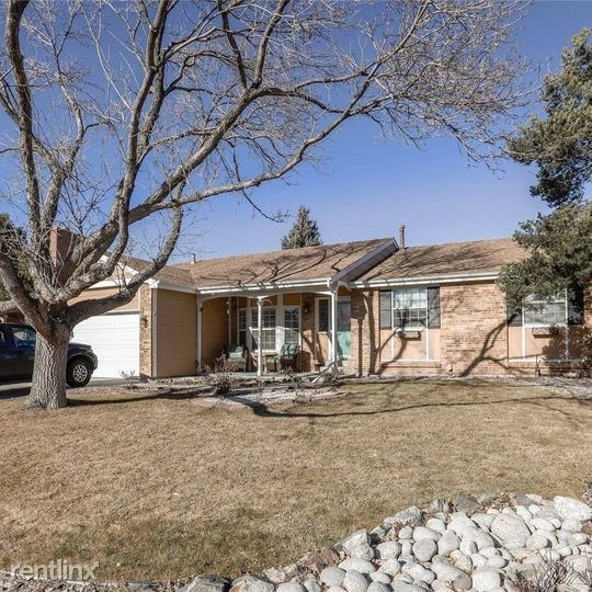 8653 W. Rowland Pl - Photo 3