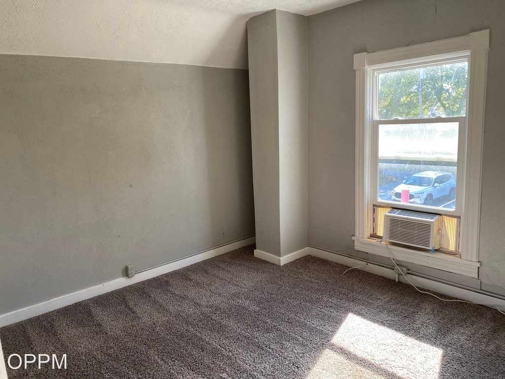 215 16th Ave - Photo 12