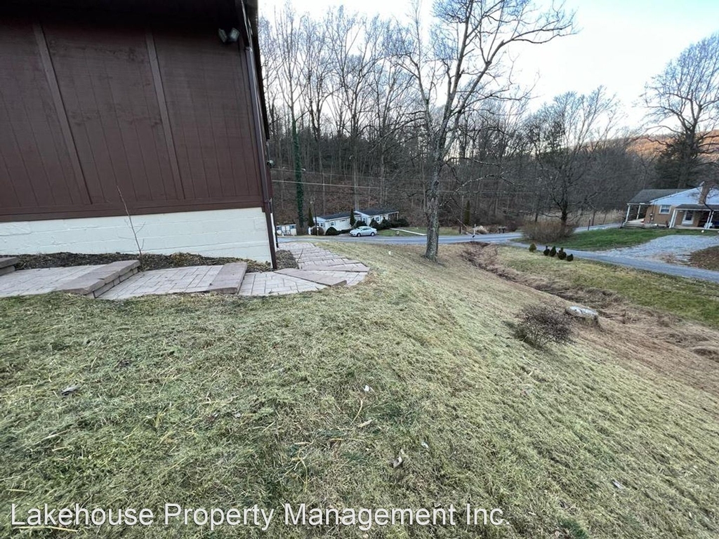 121 Mail Route Road - Photo 23