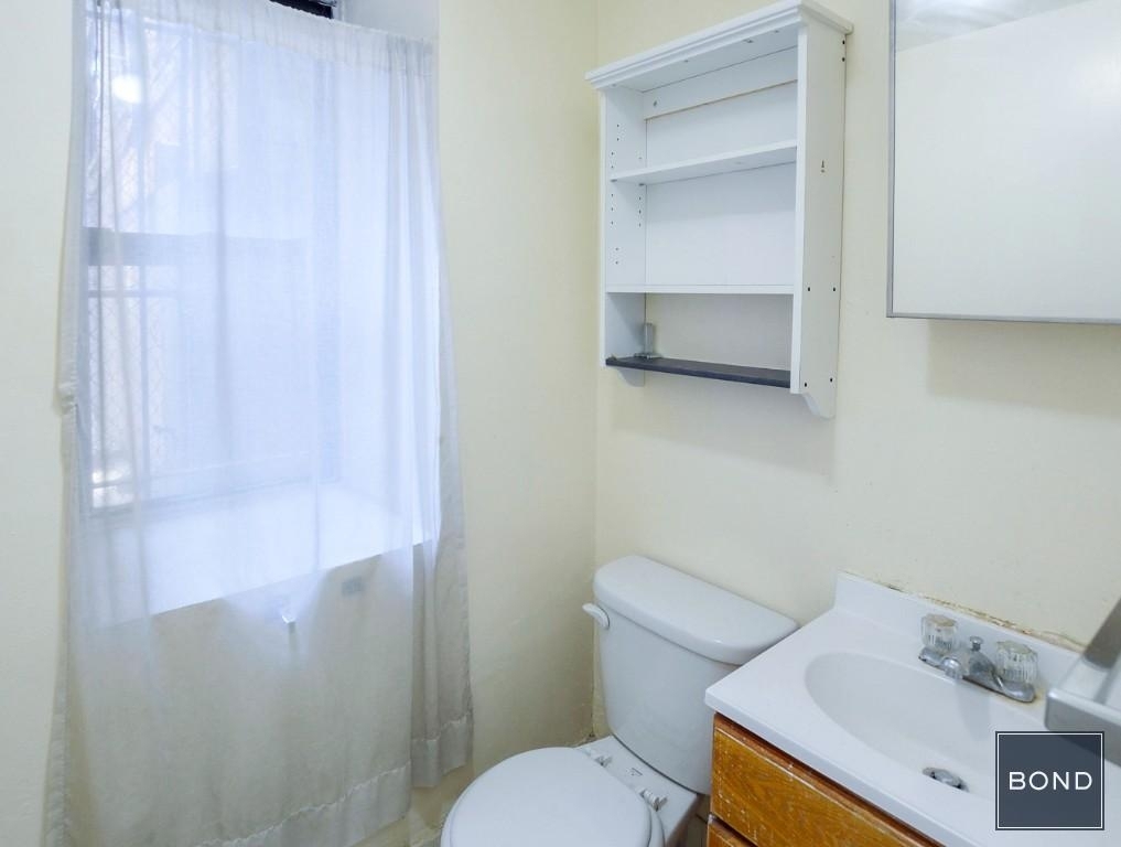 215 West 106th Street - Photo 9