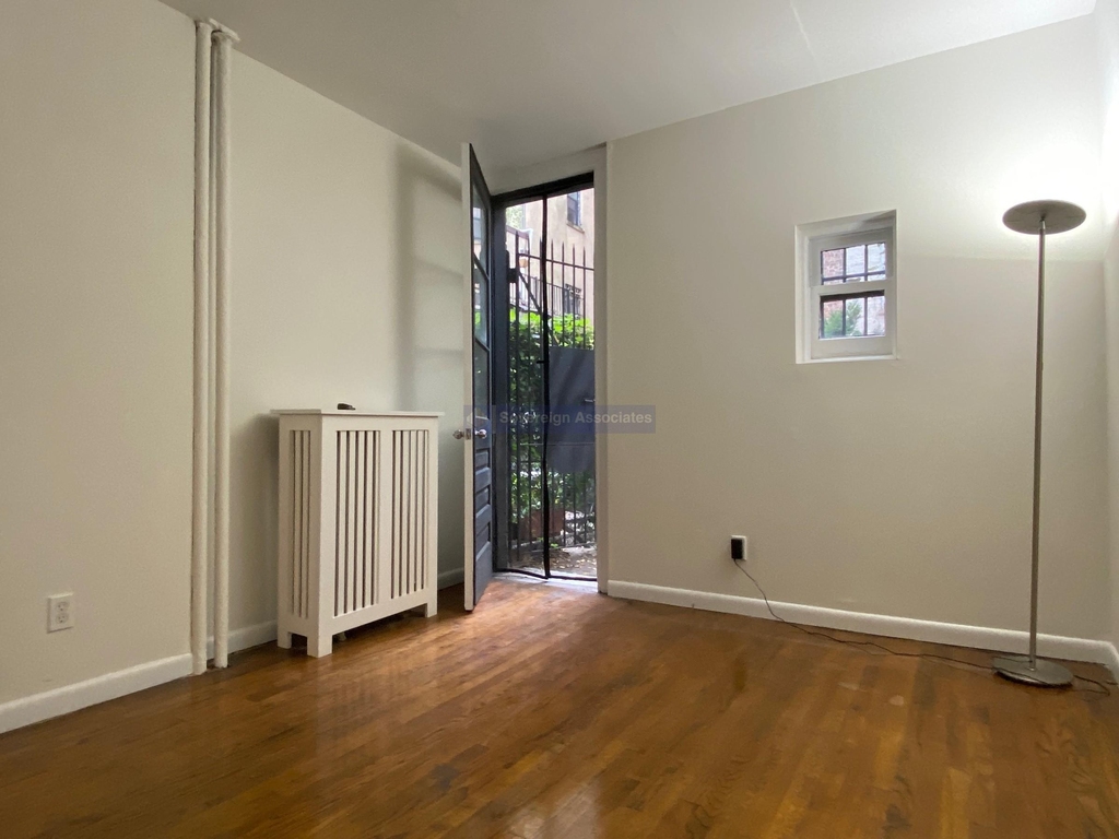 306 West 107th Street - Photo 9