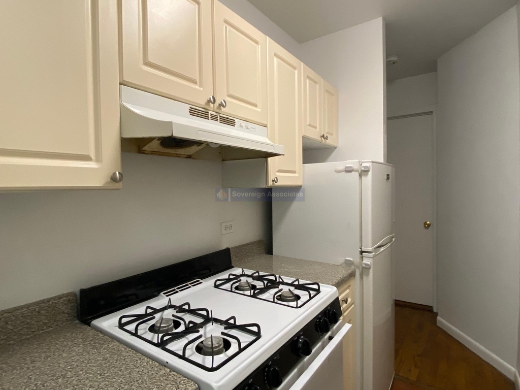 306 West 107th Street - Photo 17