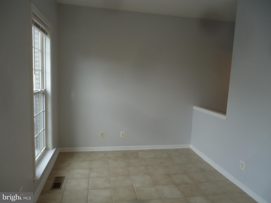 5005 Cool Fountain Lane - Photo 11