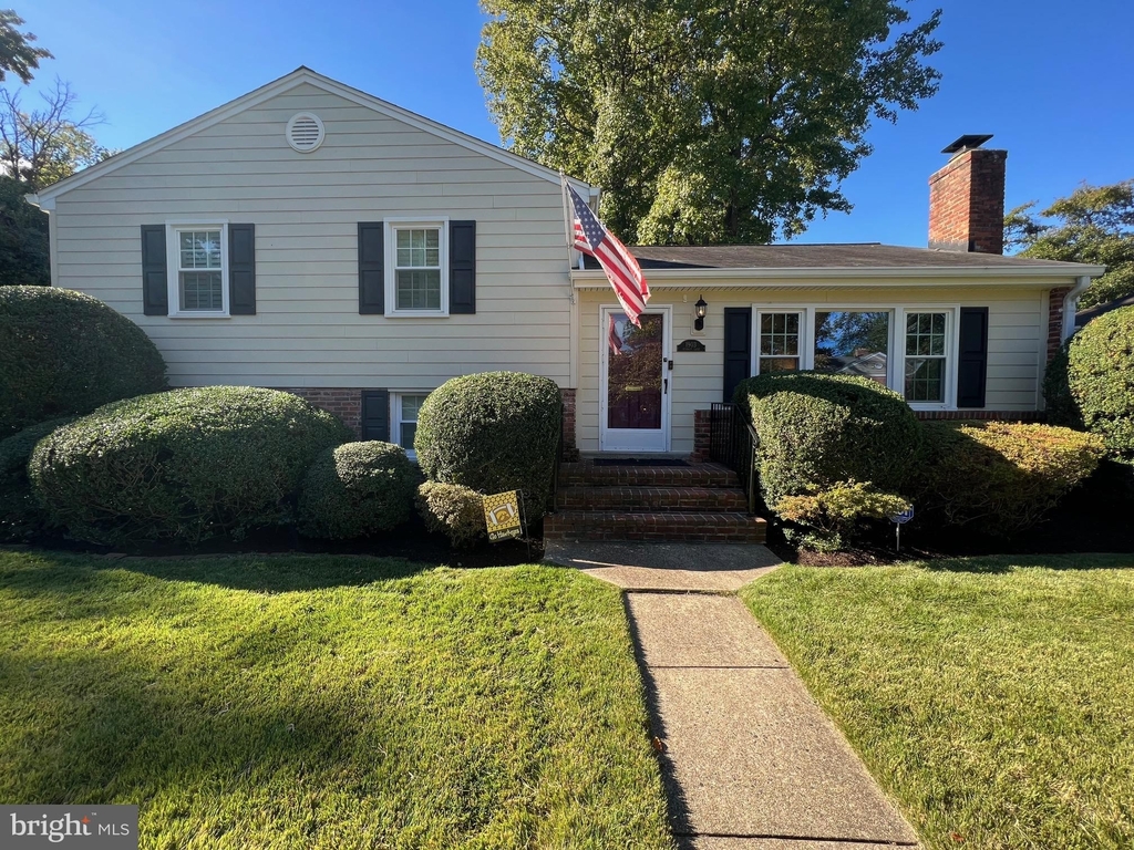 1903 Stirrup Lane - Photo 2