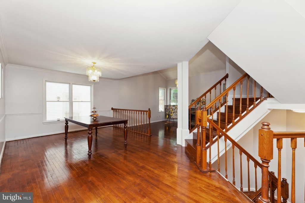 7503 Silver Maple Lane - Photo 9