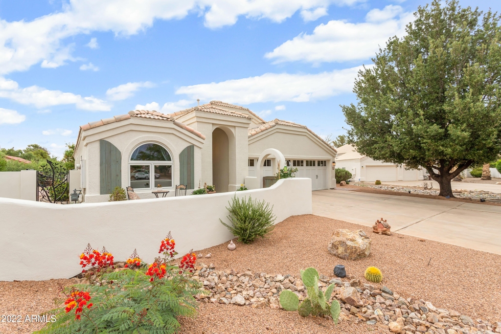 2012 Skyline Court - Photo 1