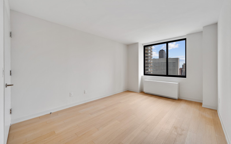 East 54th st  - Photo 2