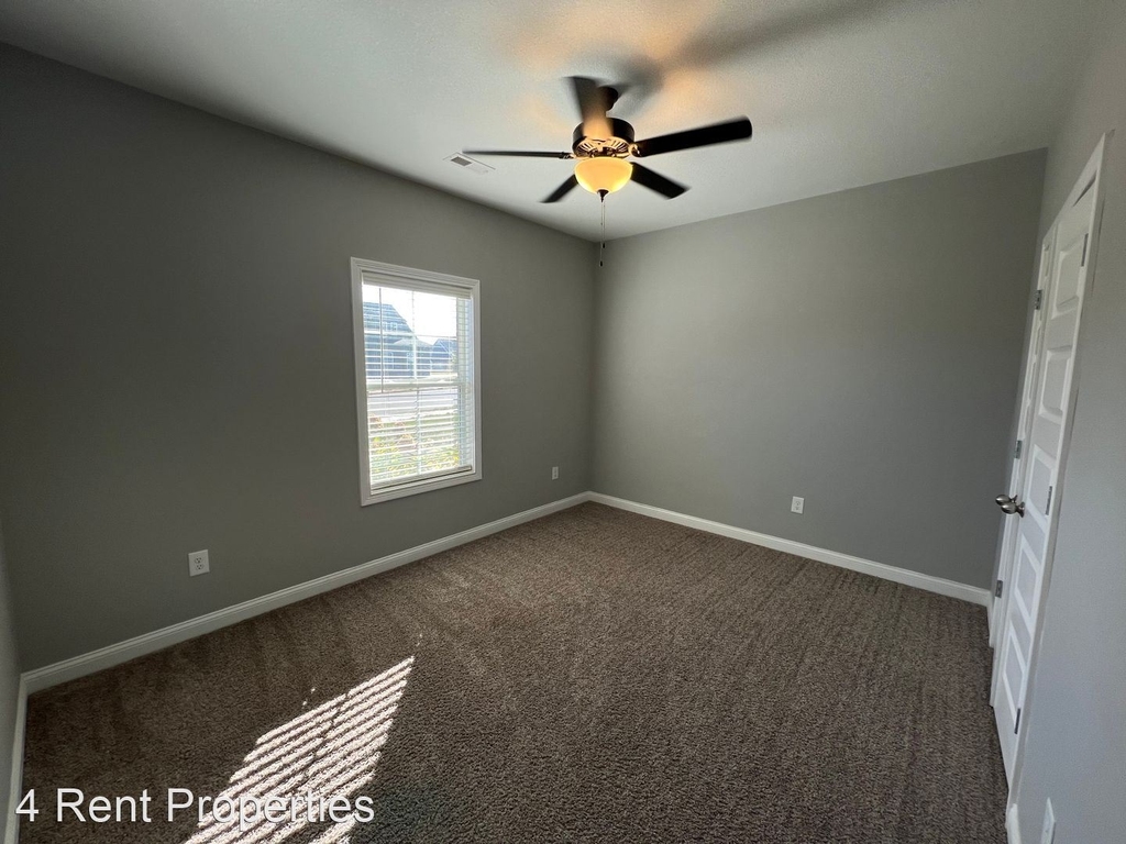 607 Bassett Lane - Photo 15