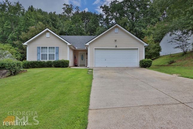 5155 R Hillcrest Glenn Drive - Photo 1