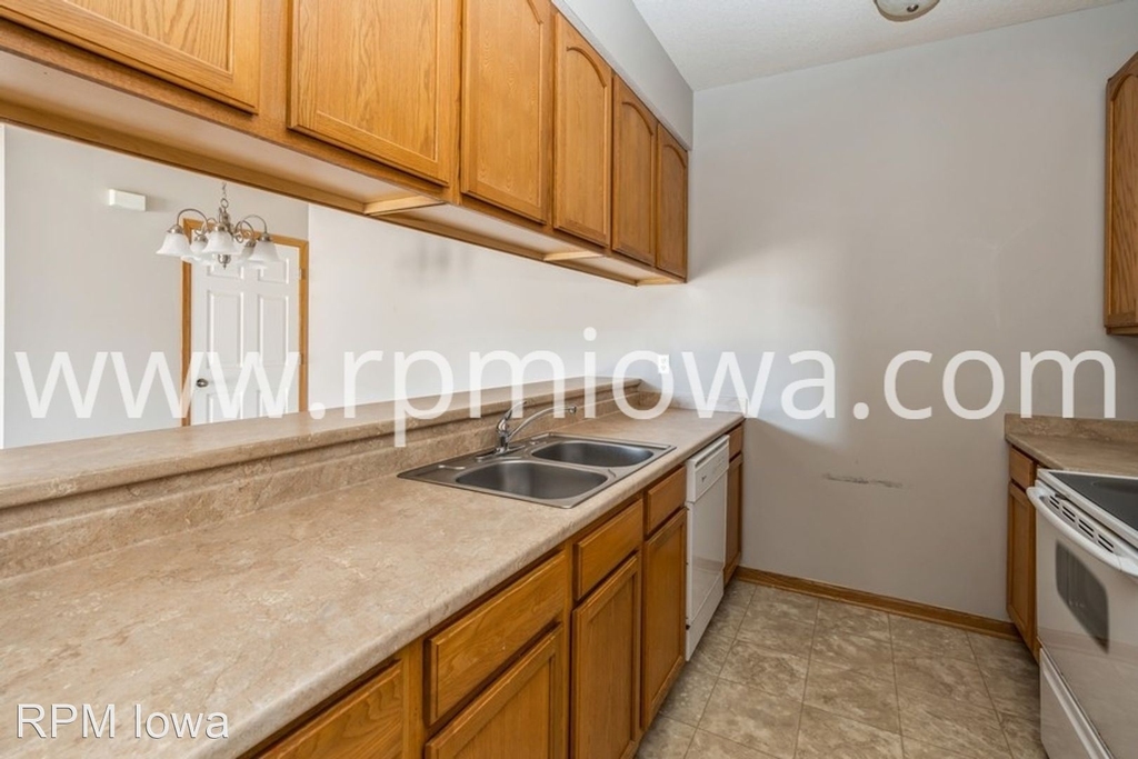 1845 Sw White Birch Circle #9 - Photo 6