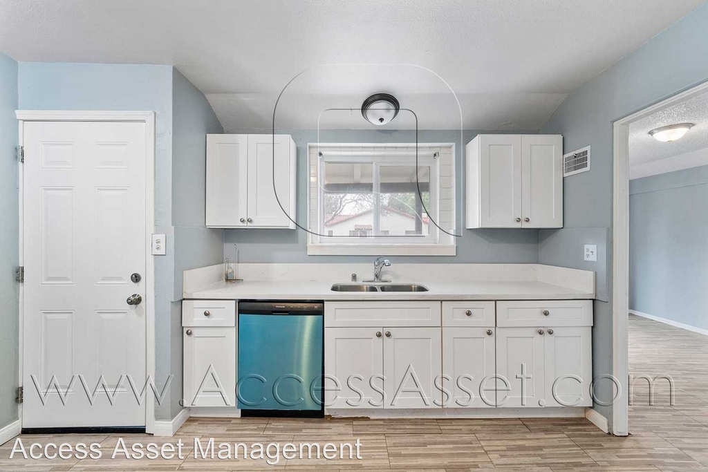 395 W 24th St - Photo 2