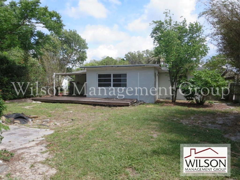 2408 Drake Drive - Photo 17