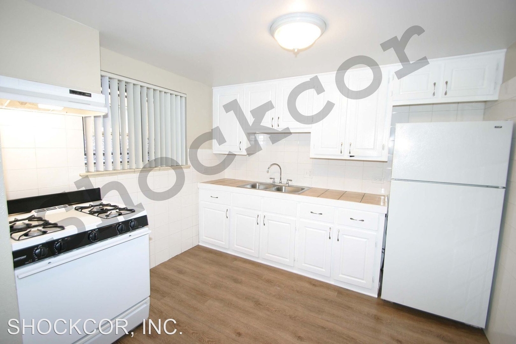 2150-2170 Franklin Street - Photo 3