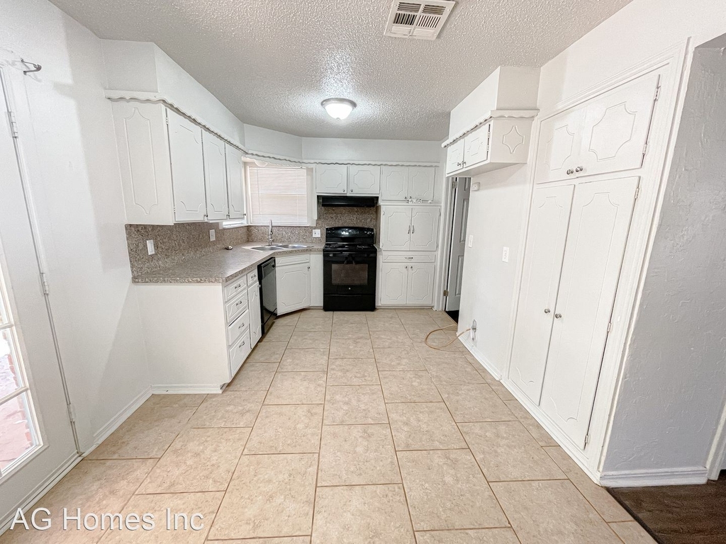 3108 Longridge Rd - Photo 7