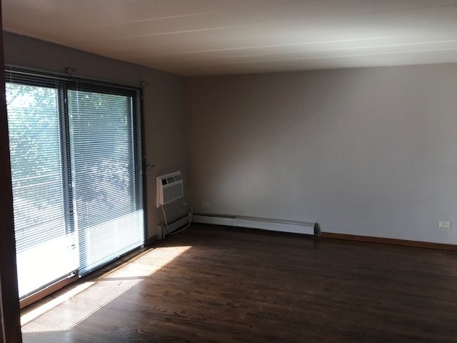 12549 Marshfield Avenue - Photo 3