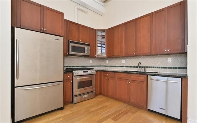 300 Communipaw Ave - Photo 3