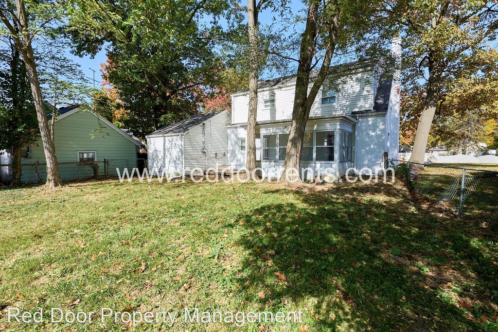 3907 East 38th St - Photo 32