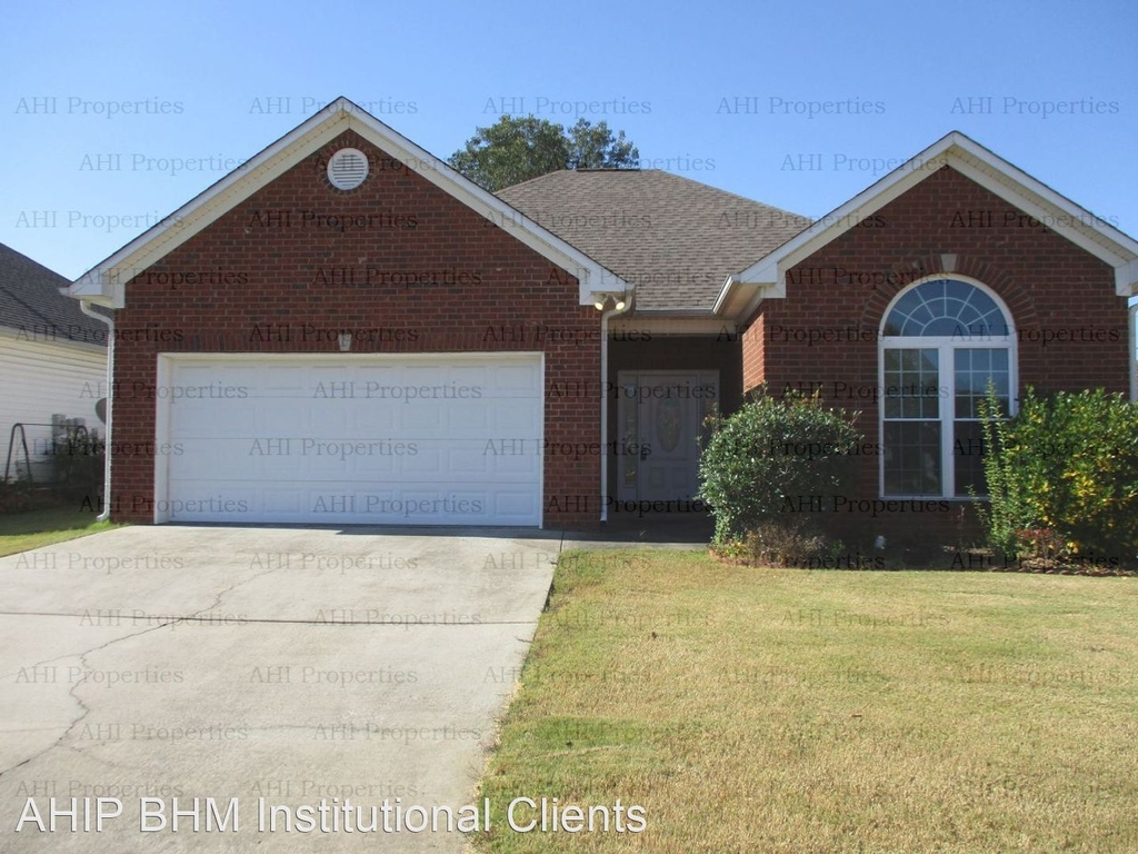 8667 Cedar Springs Cir - Photo 0