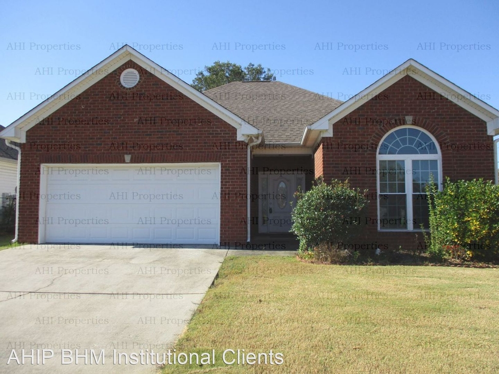 8667 Cedar Springs Cir - Photo 1