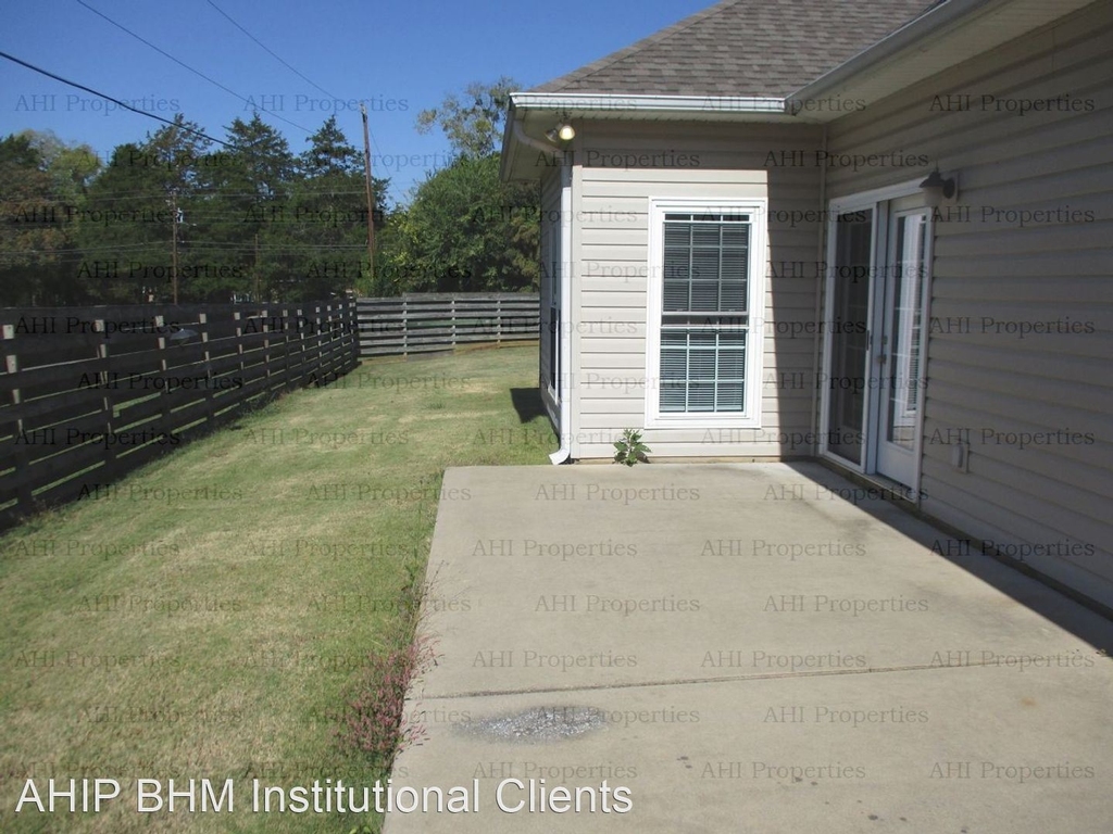 8667 Cedar Springs Cir - Photo 24