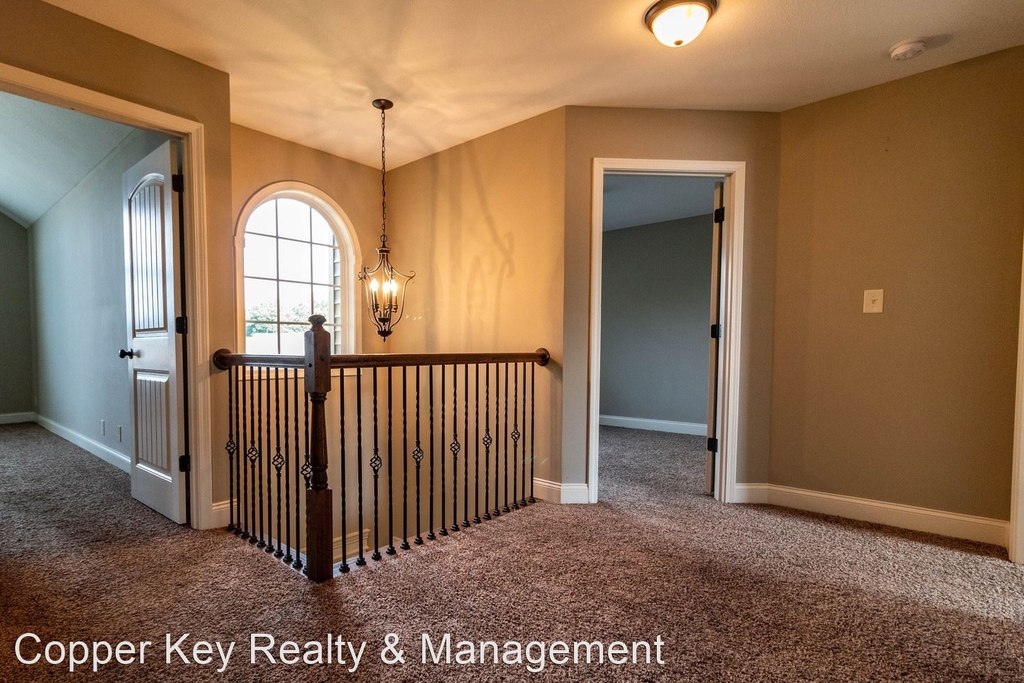 1051 Castlerock Drive - Photo 22