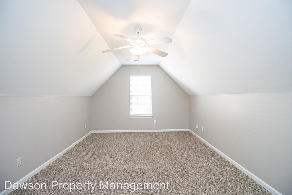 1109 Carissa Court - Photo 22