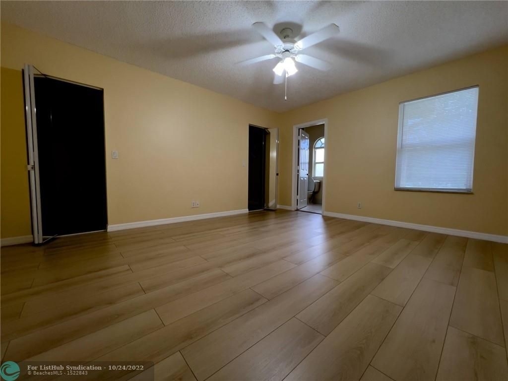 1559 Westchester Ave - Photo 25