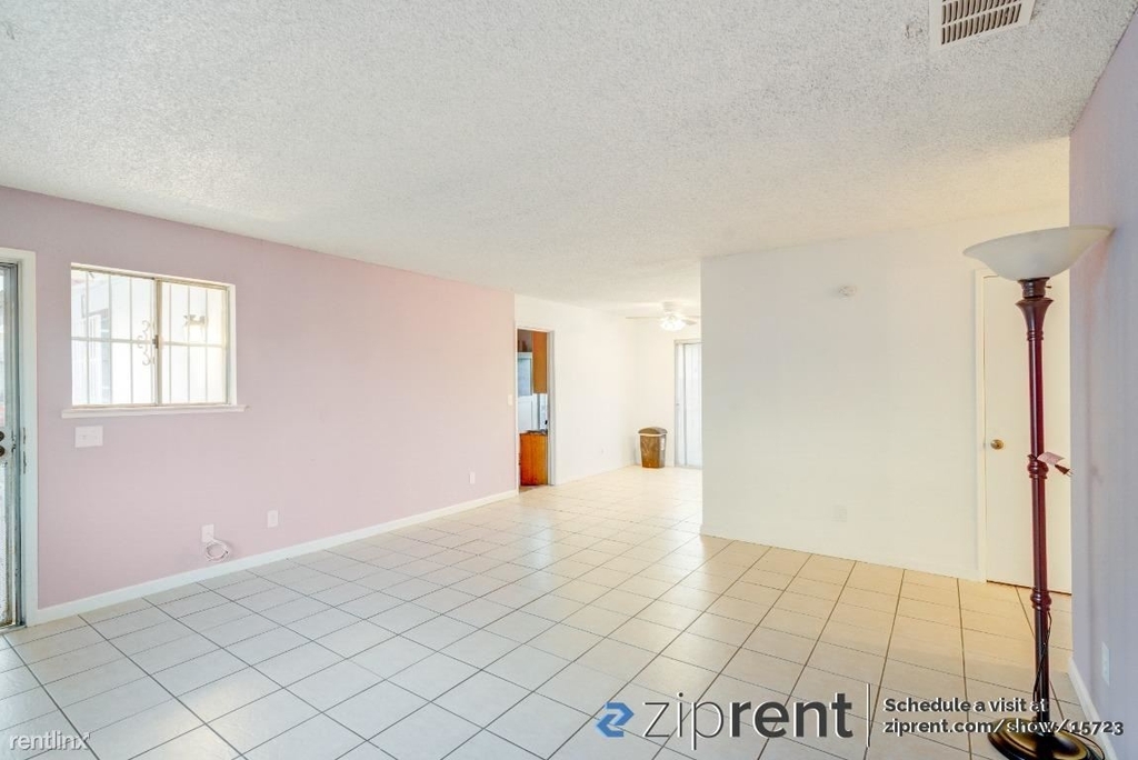 2257 East Webster Avenue - Photo 3