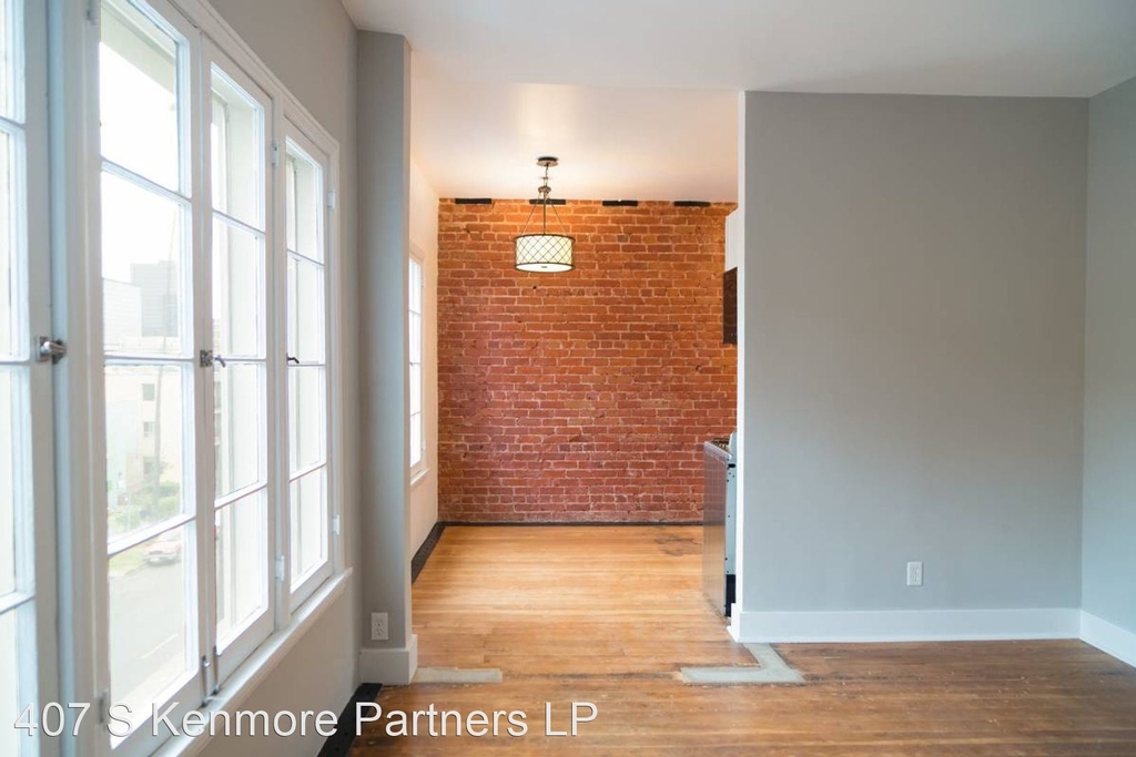 407 S Kenmore Ave. - Photo 11